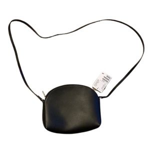 *NWT* H&M black shoulder bag crossbody NWT